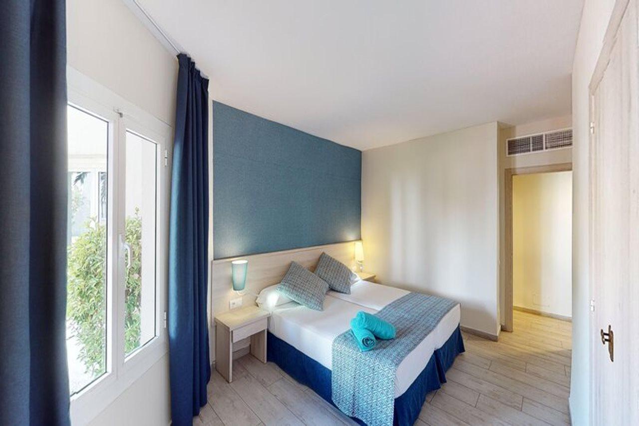 Marinda Garden Aparthotel Cala en Bosch Kültér fotó