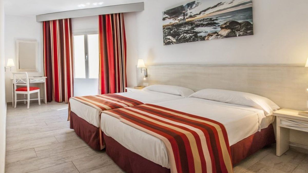 Marinda Garden Aparthotel Cala en Bosch Kültér fotó